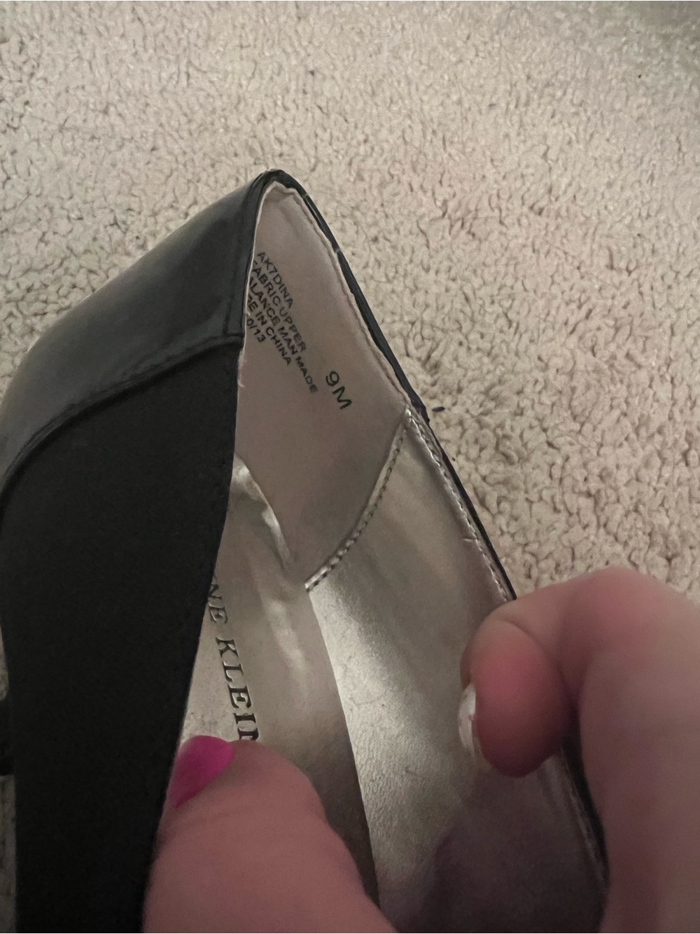 Black Pointed Toe Heels with Band Detail - Picture 6 of 6